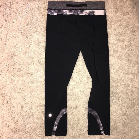 Lululemon Run: Inspire Crop Black 4 - Picture 5 of 8